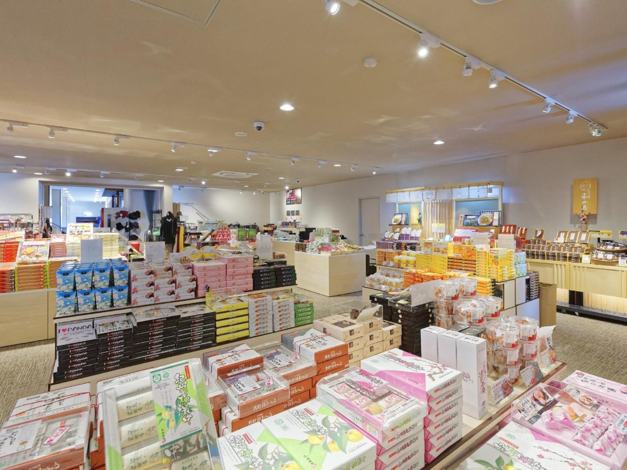 Hotel Ooedo Onsen Monogatari Premium Shirahama Saichoraku Zewnętrze zdjęcie