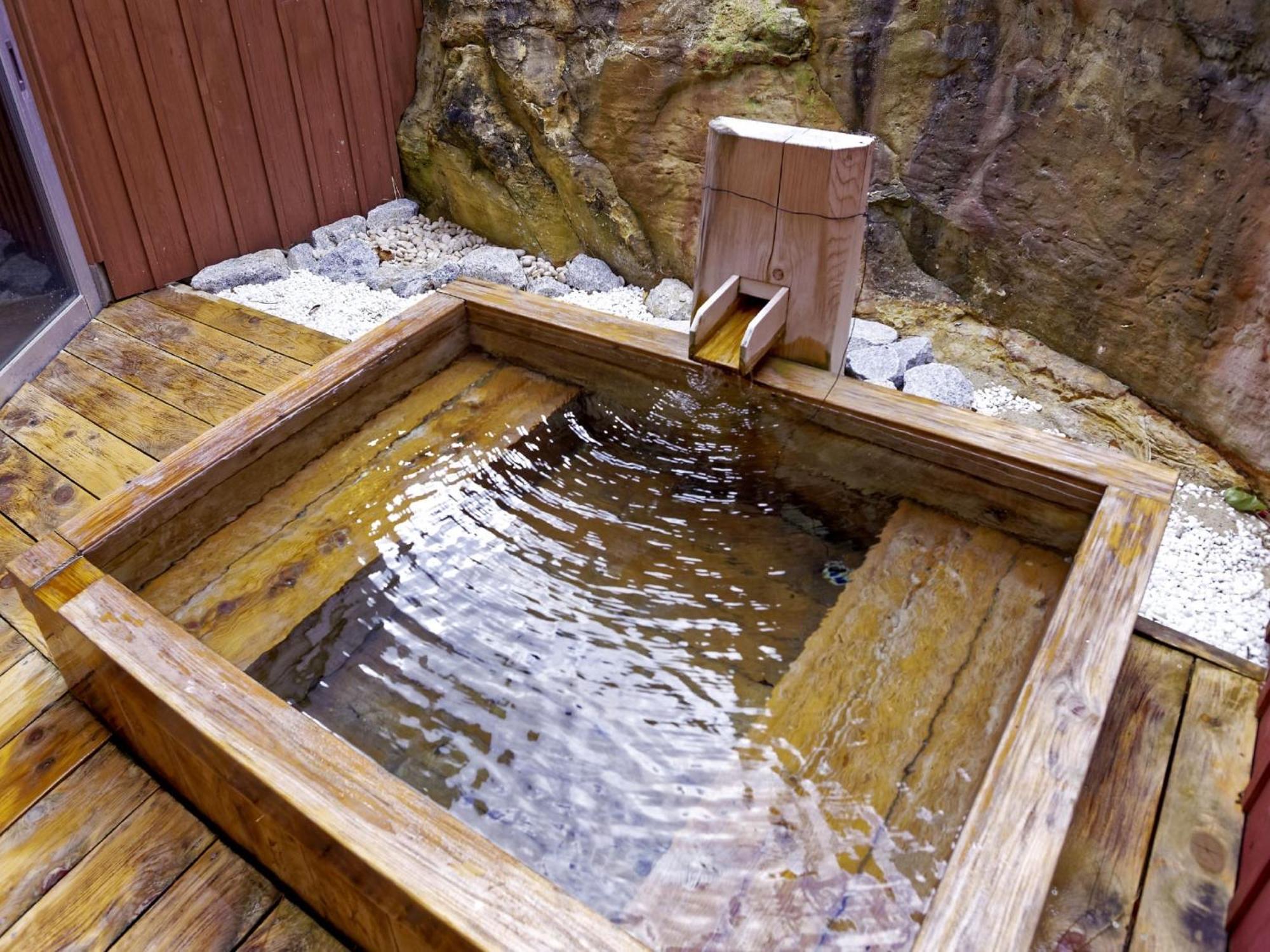 Hotel Ooedo Onsen Monogatari Premium Shirahama Saichoraku Zewnętrze zdjęcie