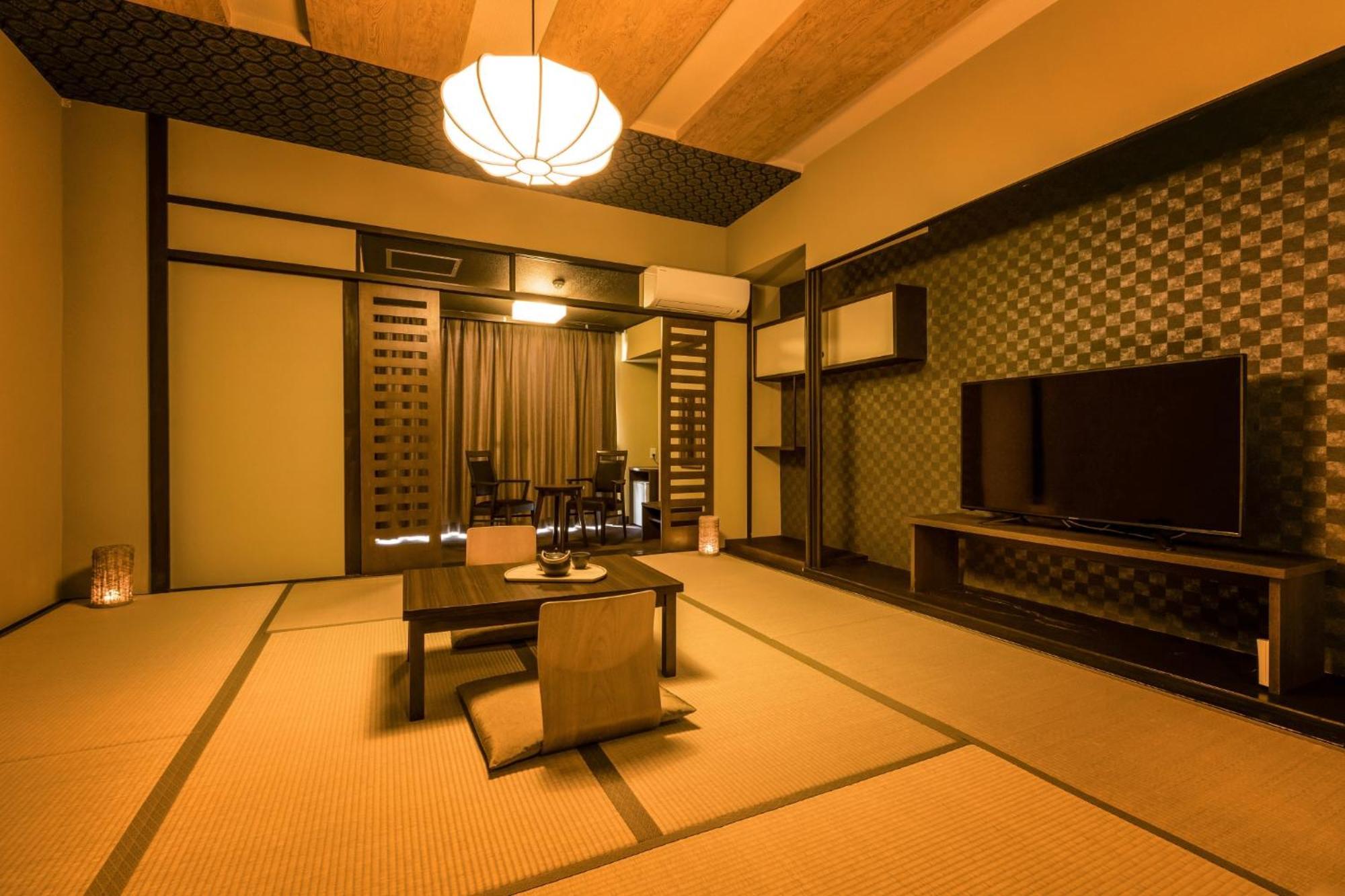 Hotel Ooedo Onsen Monogatari Premium Shirahama Saichoraku Zewnętrze zdjęcie