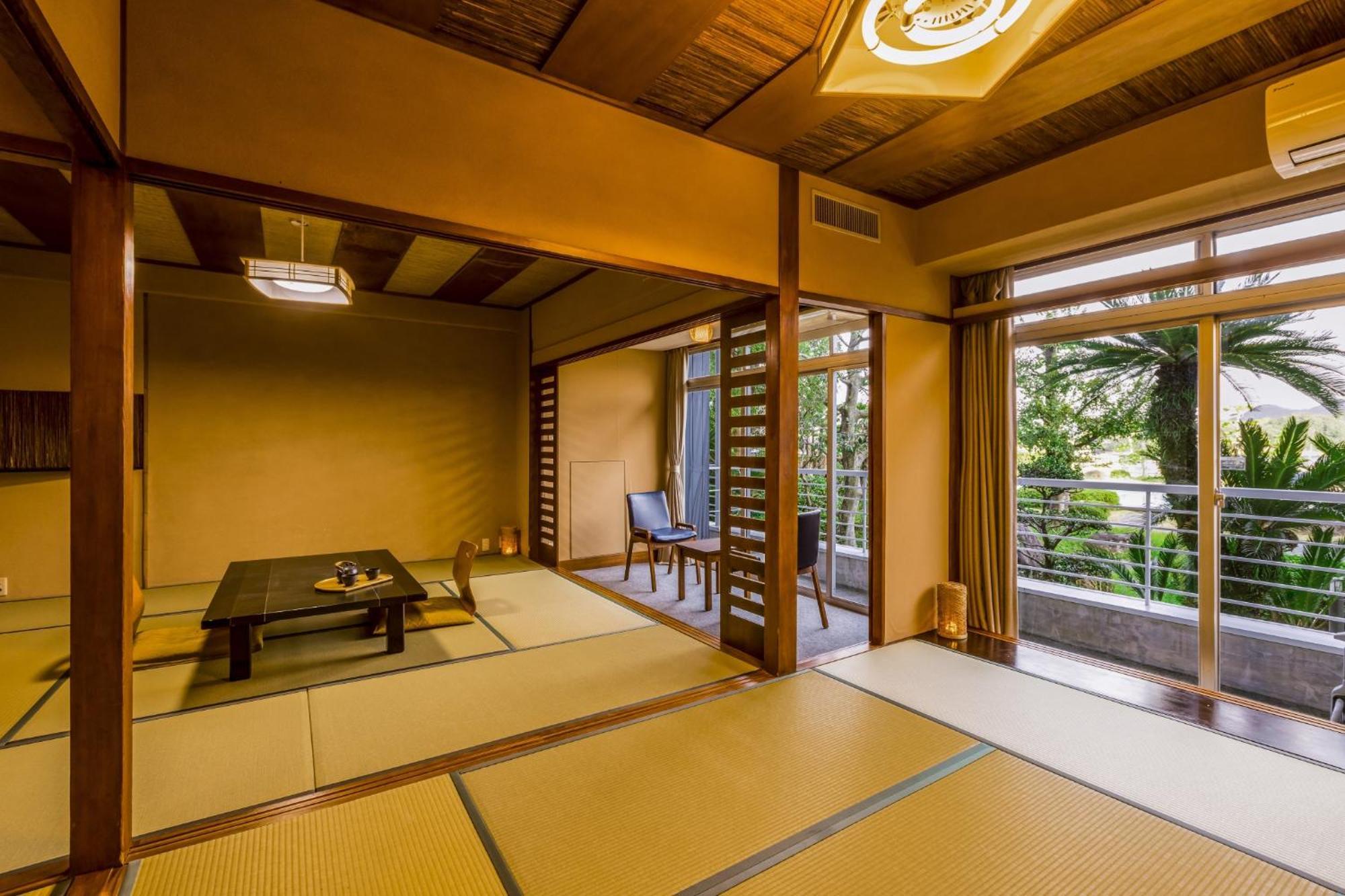 Hotel Ooedo Onsen Monogatari Premium Shirahama Saichoraku Zewnętrze zdjęcie