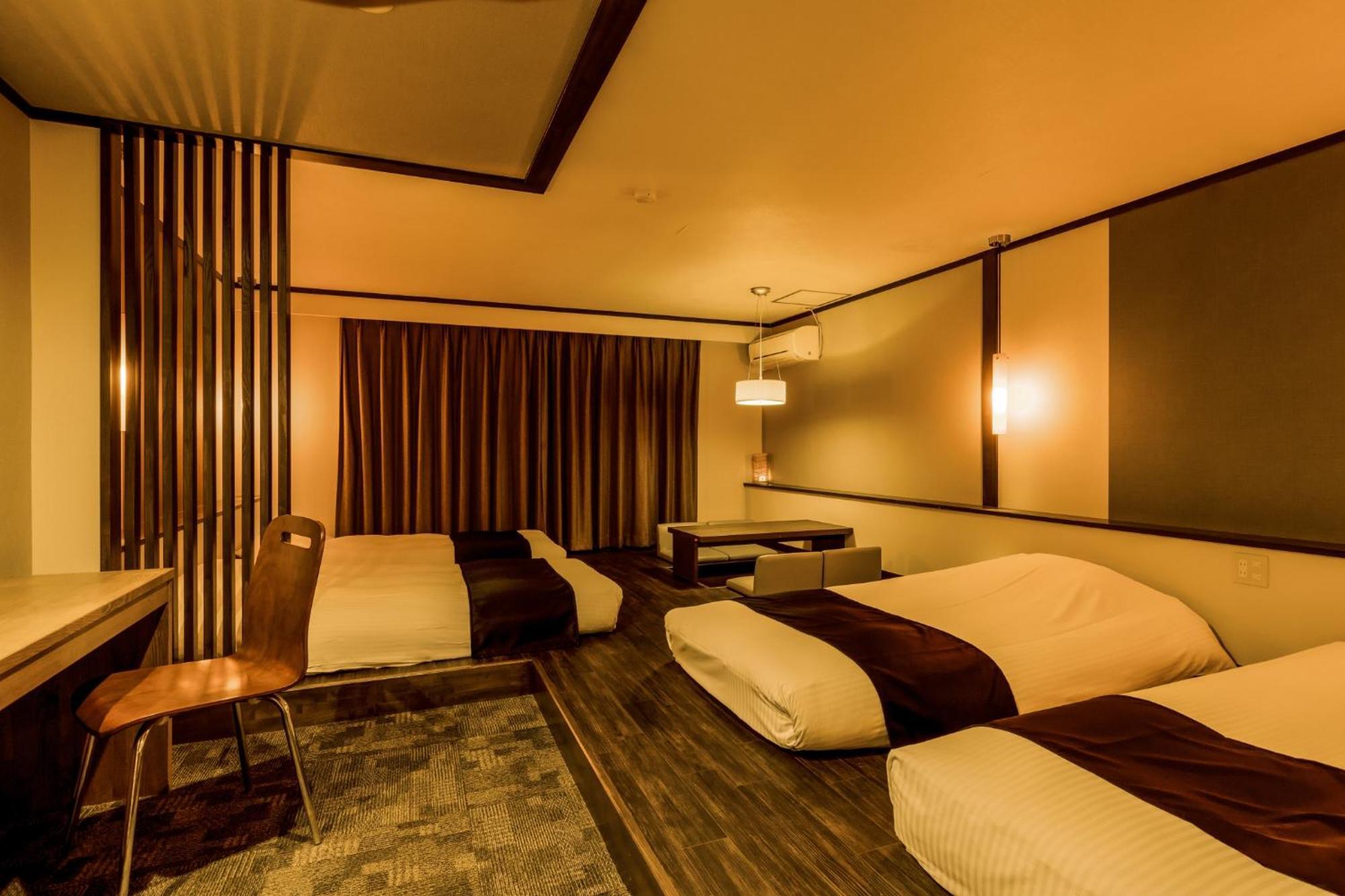 Hotel Ooedo Onsen Monogatari Premium Shirahama Saichoraku Zewnętrze zdjęcie