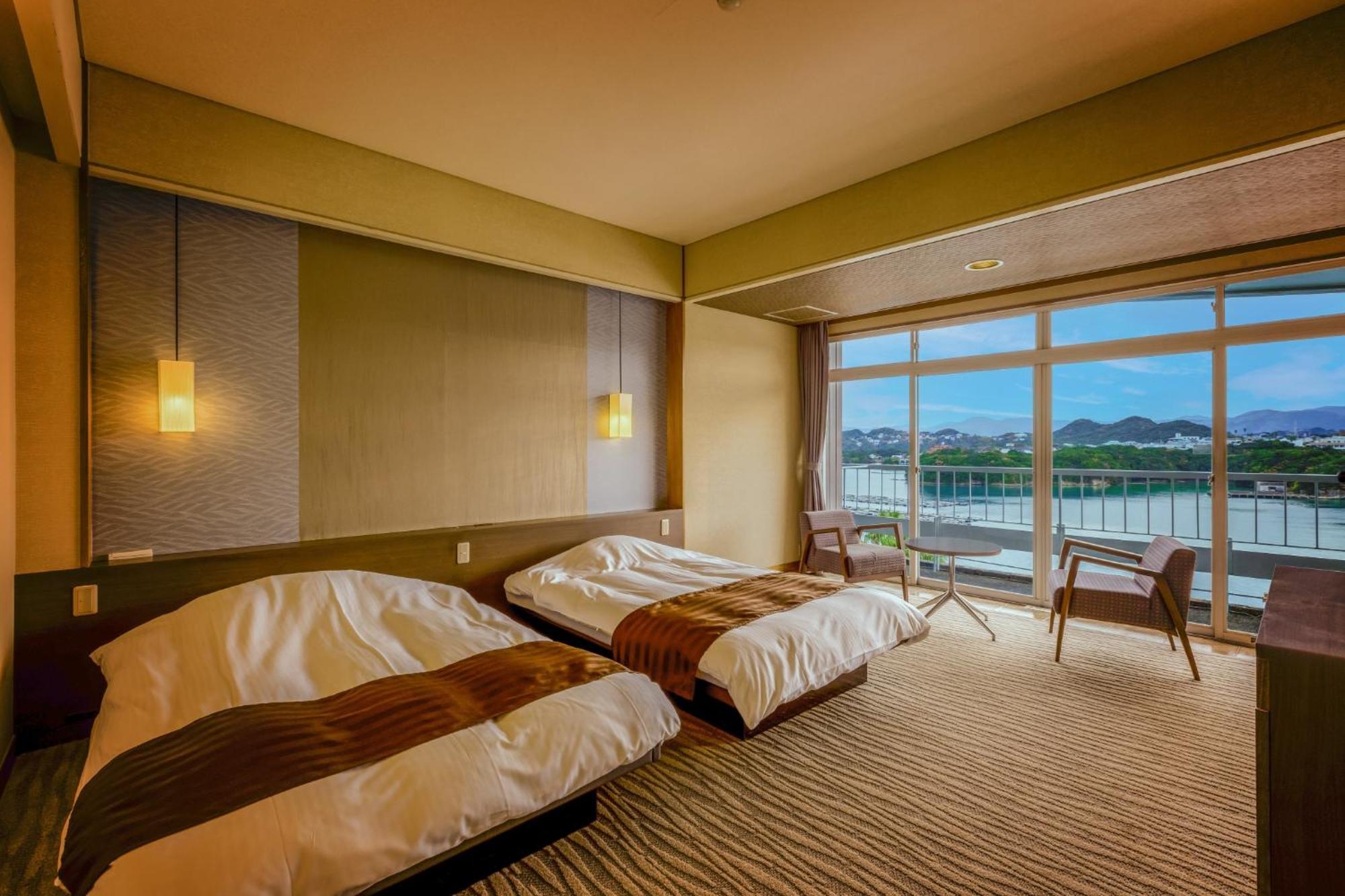 Hotel Ooedo Onsen Monogatari Premium Shirahama Saichoraku Zewnętrze zdjęcie