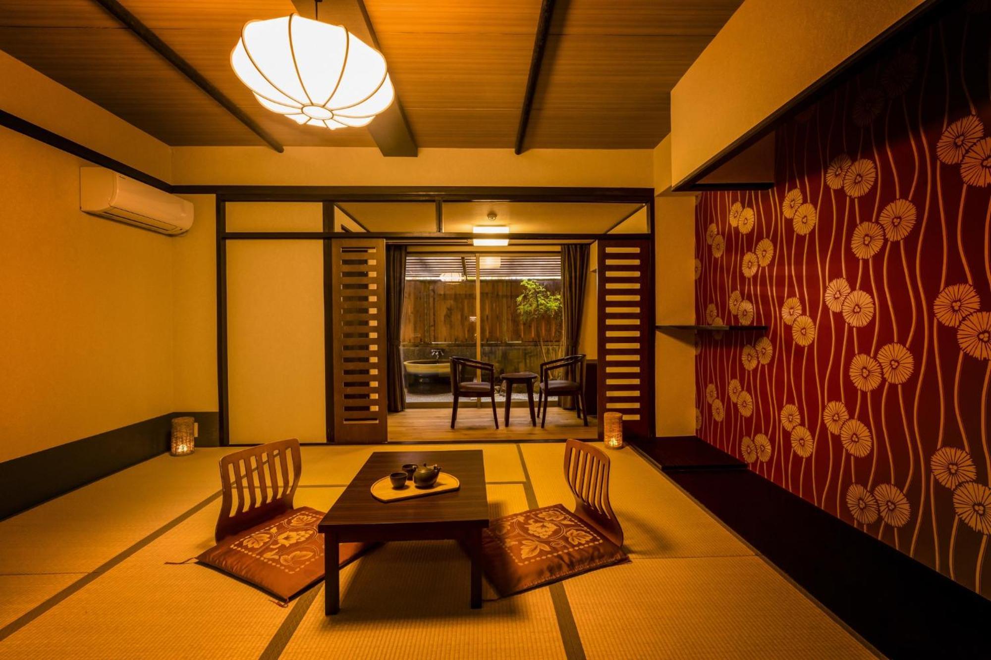 Hotel Ooedo Onsen Monogatari Premium Shirahama Saichoraku Zewnętrze zdjęcie